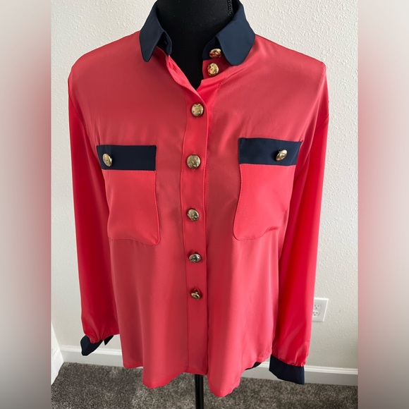 Vintage NWOT Therese Baumaire Paris buttoned blouse top pit to pit 20.5” - Picture 7 of 13